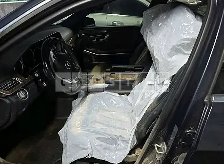 Photo 2 of 10: 2015 Mercedes-Benz E 300 — Korean insurance auction