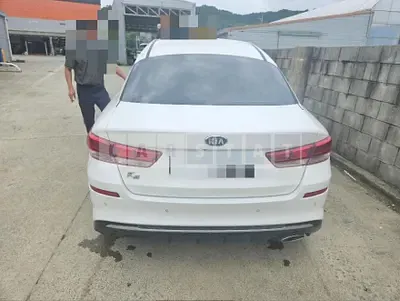 Photo 1 of 9: 2019 Kia K5 2.0(LPG) — Korean insurance auction