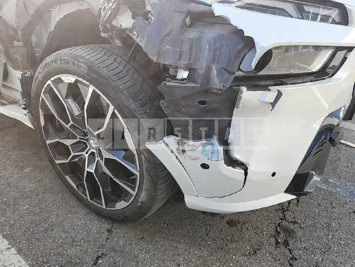Photo 2 of 49: 2023 BMW X7 xDrive40i, VIN WBA21EM05P9P48114 — Korean insurance auction