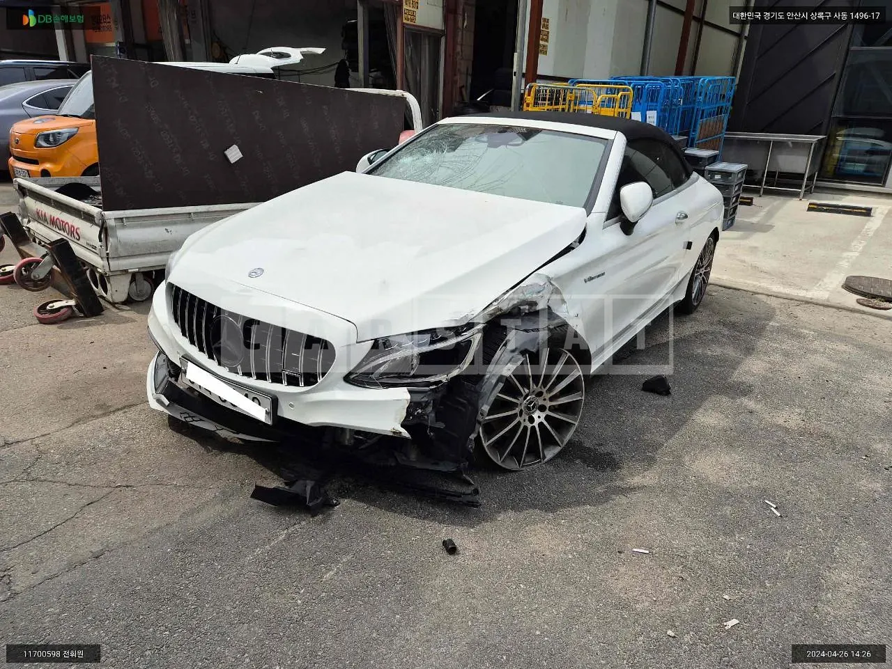Photo 2 of 9: 2017 Mercedes-Benz C200 Cabriolet, VIN WDDWK4CB9HF508278 — Korean insurance auction