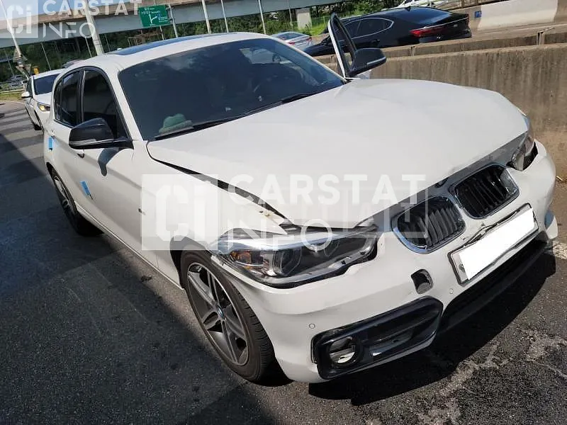 Photo 2 of 6: 2016 BMW 118d, VIN WBA1S5101G5D26882 — Korean insurance auction