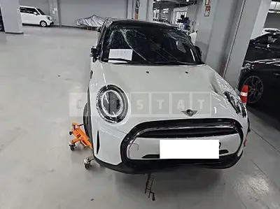 Photo 1 of 10: 2023 MINI Cooper Five-Door — Korean insurance auction