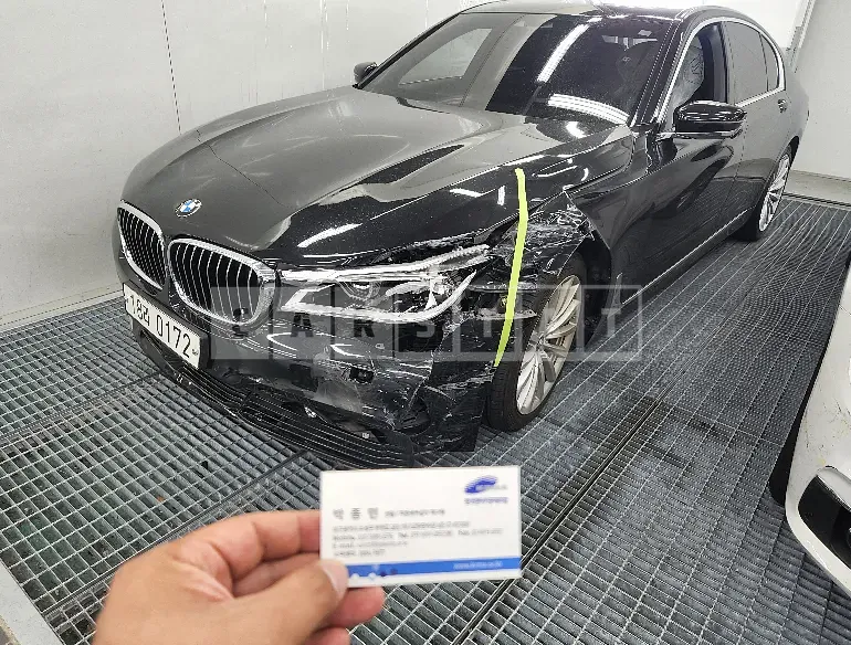 Photo 2 of 5: 2016 BMW 730d xDrive, VIN WBA7C4104GG526173 — Korean insurance auction
