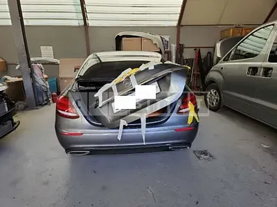 Photo 1 of 29: 2017 Mercedes-Benz E220d, VIN WDDZF0EB6HA162937 — Korean insurance auction