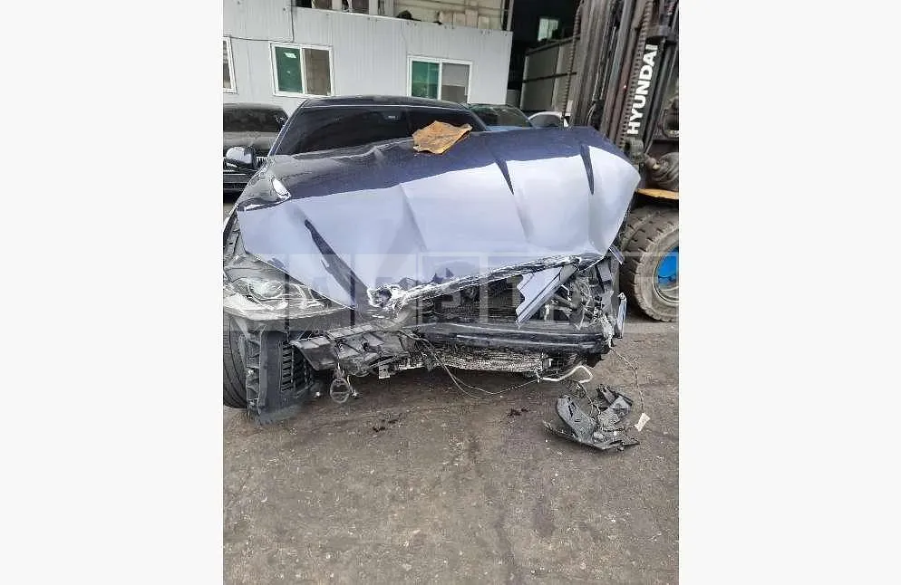 Photo 2 of 2: 2015 Jaguar XF 2.2d — Korean insurance auction