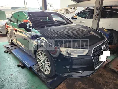 Photo 1 of 26: 2018 Audi I 40TFSI, VIN WAUZZZ8V8J1090007 — Korean insurance auction