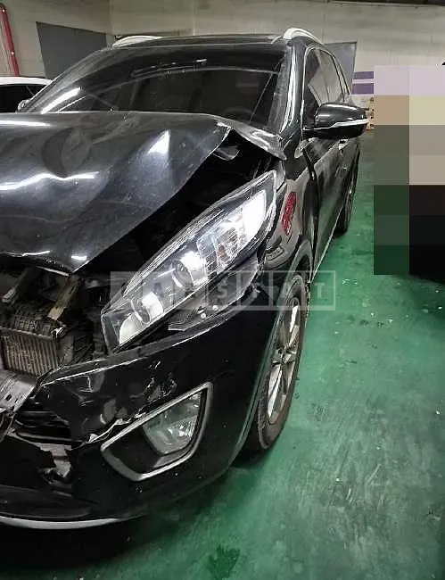 Photo 2 of 31: 2015 Kia Sorento, VIN KNAPS81ABFA066320 — Korean insurance auction