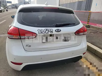 Photo 1 of 4: 2015 Kia Kz — Korean insurance auction