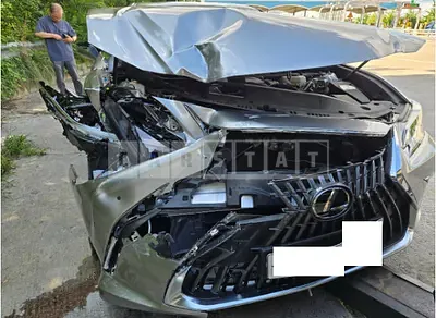 Photo 1 of 19: 2023 Lexus ES300h — Korean insurance auction