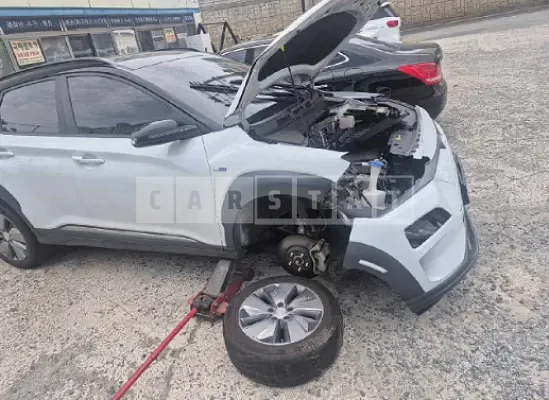 Photo 2 of 13: 2019 Hyundai Kona Electric — Korean insurance auction