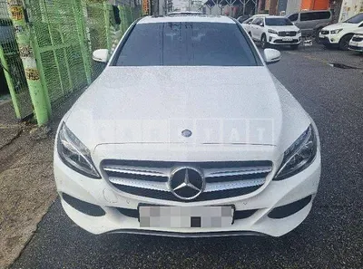 Photo 1 of 28: 2015 Mercedes-Benz C220 d, VIN WDDWF0EB2GF278978 — Korean insurance auction
