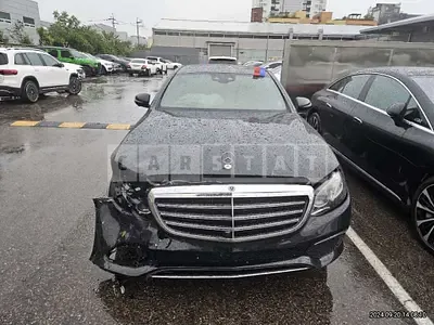 Photo 1 of 14: 2019 Mercedes-Benz E300 e — Korean insurance auction