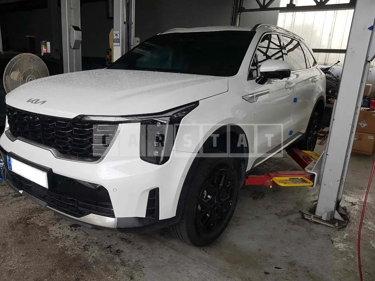 Photo 2 of 41: 2023 Kia Sorento Hybrid, VIN KNARK81GBRA254909 — Korean insurance auction
