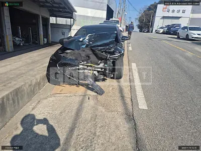 Photo 1 of 17: 2021 Genesis G70, VIN KMTG141ADNU095124 — Korean insurance auction