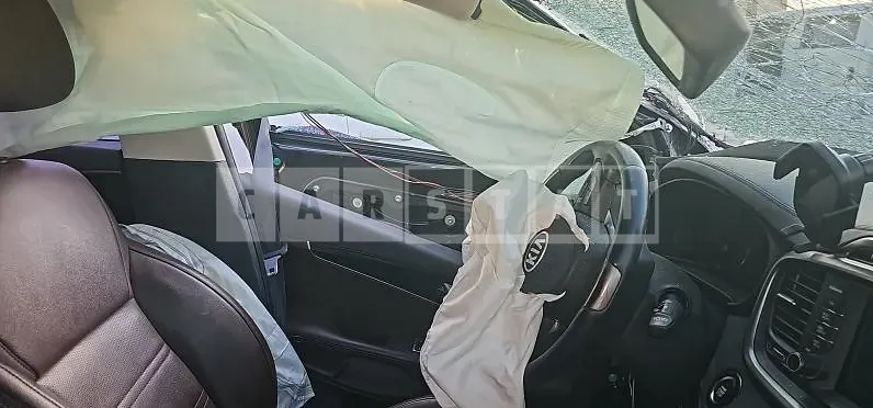 Photo 2 of 15: 2015 Kia Sorento — Korean insurance auction