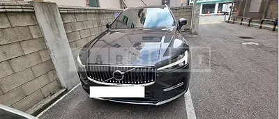 Photo 1 of 22: 2025 Volvo XC60 B5 AWD — Korean insurance auction