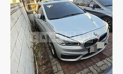 Photo 1 of 11: 2016 BMW Active Tourer — Korean insurance auction