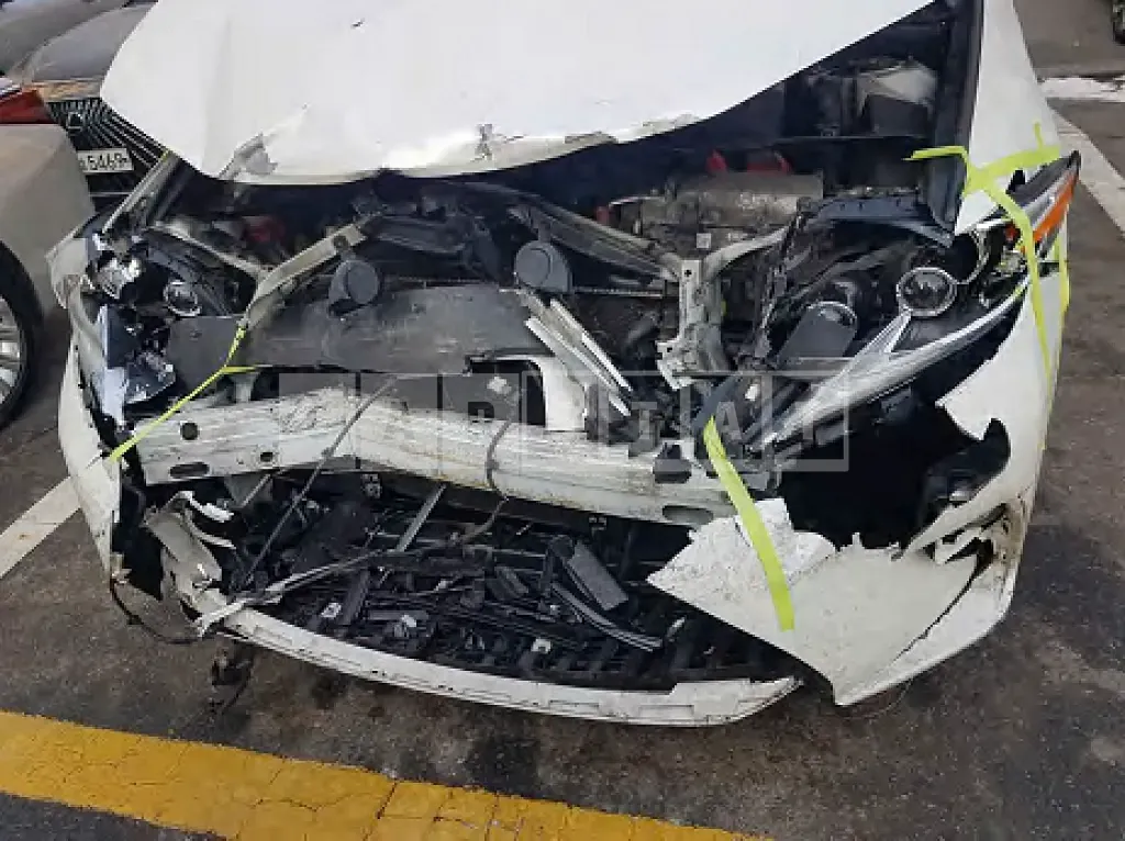 Photo 2 of 8: 2018 Lexus ES300h — Korean insurance auction