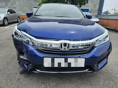 Photo 1 of 13: 2017 Honda Accord Hybrid — Korean insurance auction