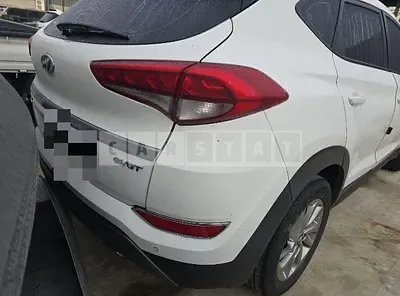 Photo 1 of 18: 2015 Hyundai Tucson — Korean insurance auction