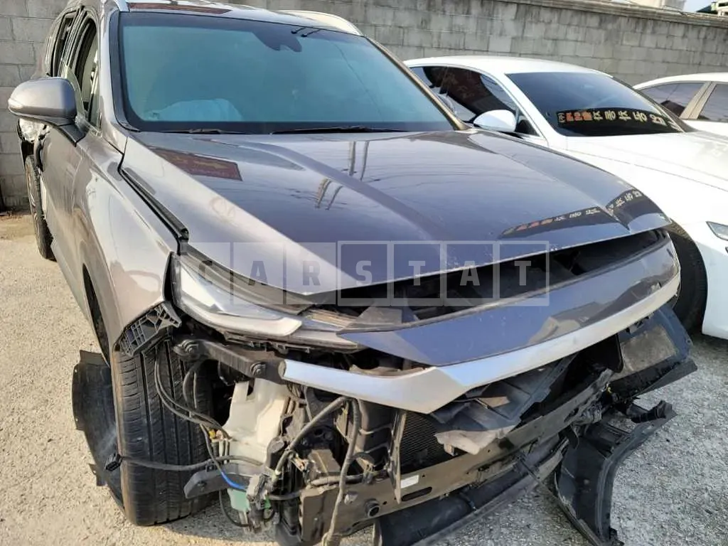 Photo 2 of 16: 2019 Hyundai Santa Fe, VIN KMHS281CBKU068055 — Korean insurance auction