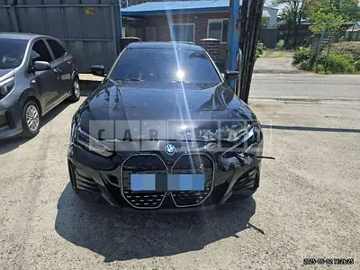 Photo 1 of 24: 2022 BMW i4 eDrive40 — Korean insurance auction