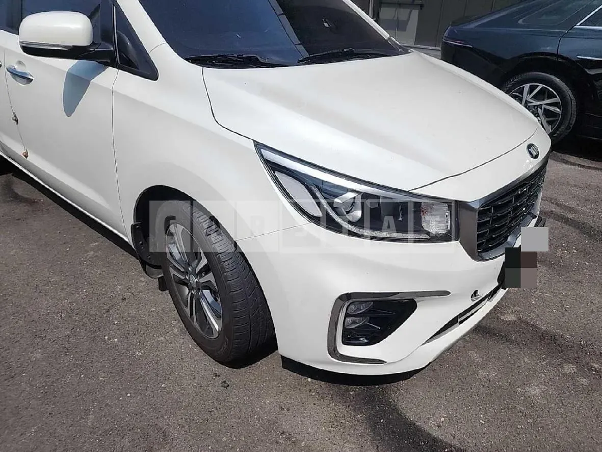 Photo 2 of 27: 2018 Kia Carnivals — Korean insurance auction