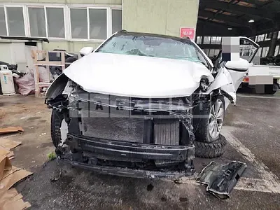 Photo 1 of 28: 2014 Hyundai Santa Fe DM — Korean insurance auction