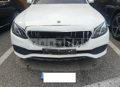 Photo 1 of 20: 2018 Mercedes-Benz E 200, VIN WDDZF4CB4JA424437 — Korean insurance auction