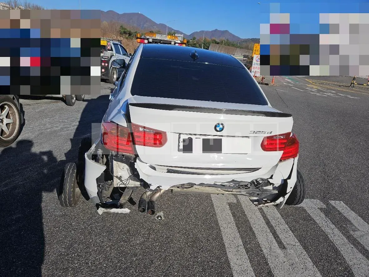 Photo 2 of 8: 2015 BMW 325d — Korean insurance auction