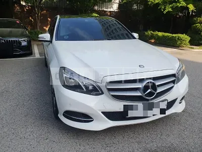 Photo 1 of 23: 2016 Mercedes-Benz E250 BlueTec 4Matic — Korean insurance auction