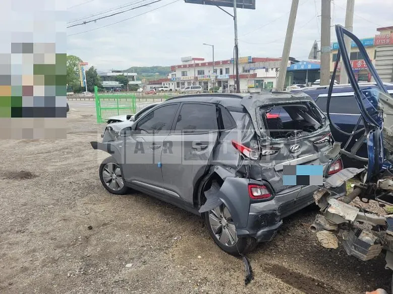 Photo 2 of 11: 2019 Hyundai Kona Electric — Korean insurance auction