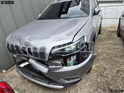 Photo 1 of 24: 2020 Jeep Cherokee 2.4 AWD, VIN 1C4PJMDB8LD508552 — Korean insurance auction