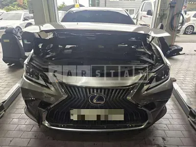Photo 1 of 11: 2019 Lexus ES300h — Korean insurance auction