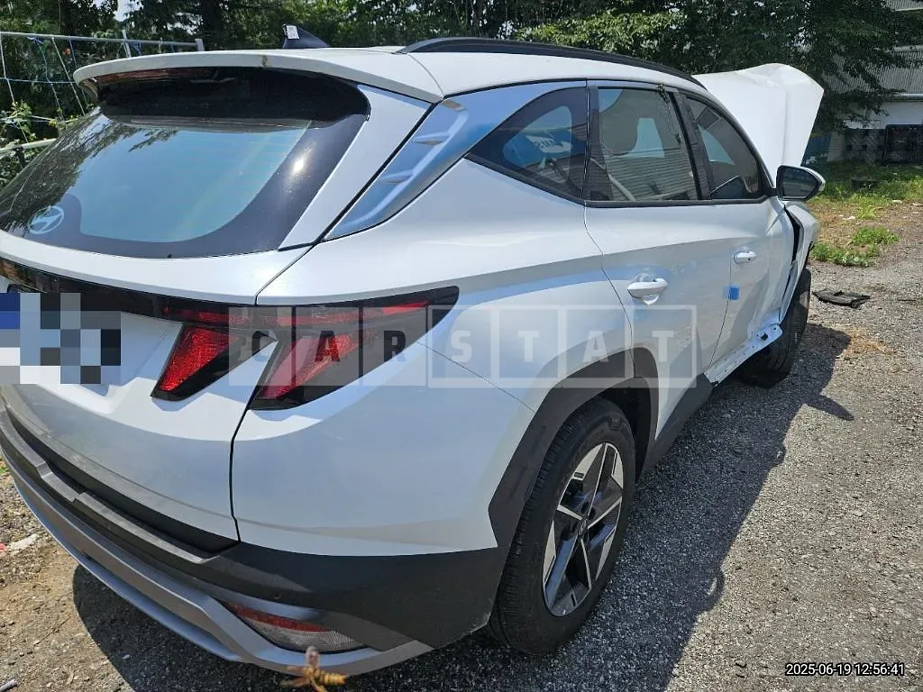 Photo 2 of 12: 2025 Hyundai Tucson NX4 — Korean insurance auction