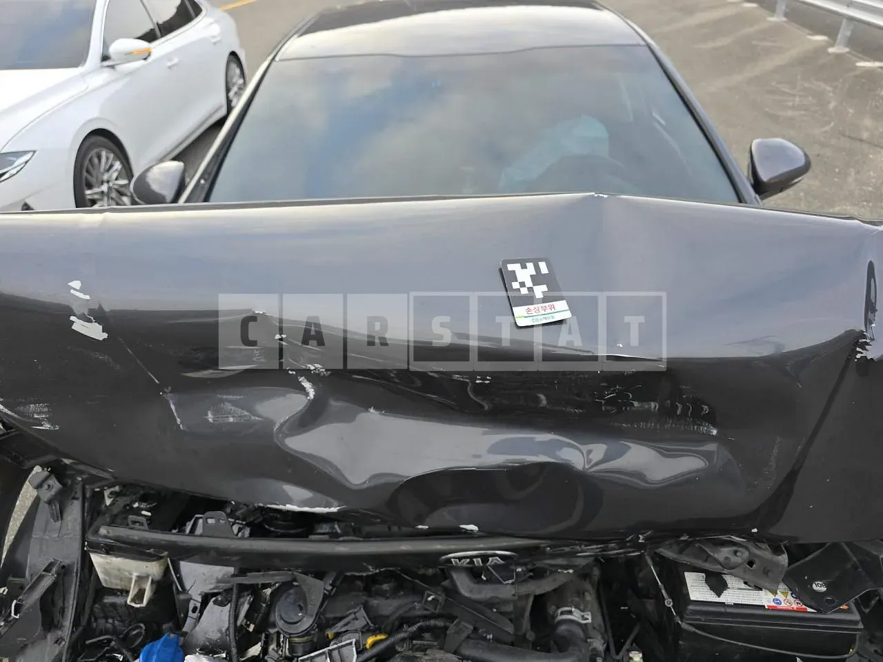 Photo 2 of 19: 2016 Kia K7, VIN KNALC418BHA054292 — Korean insurance auction