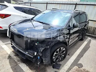 Photo 1 of 9: 2020 Kia Carnival Gasoline — Korean insurance auction
