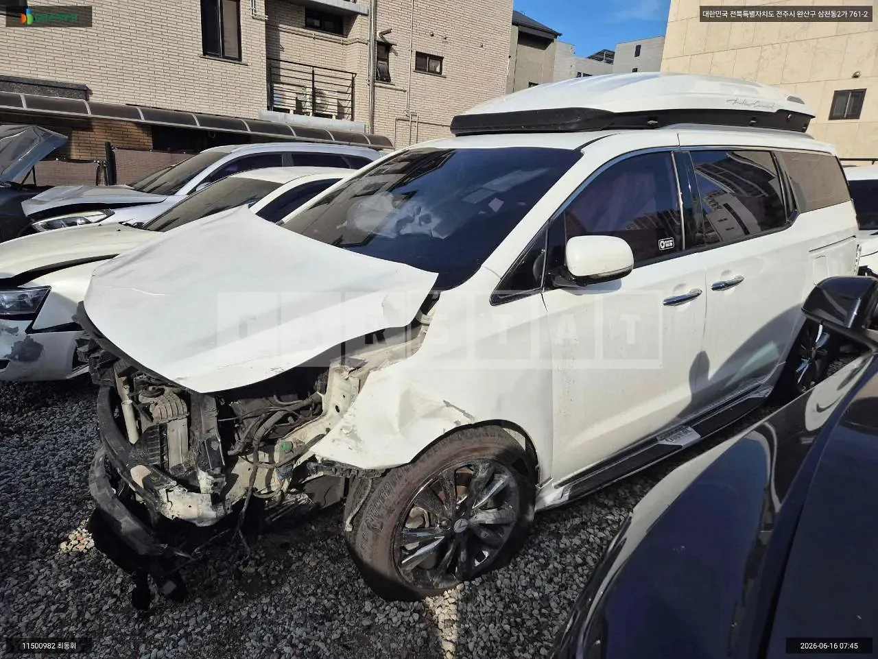 Photo 2 of 8: 2018 Kia Carnival Outdoors, VIN KNAMC81ABKS496110 — Korean insurance auction