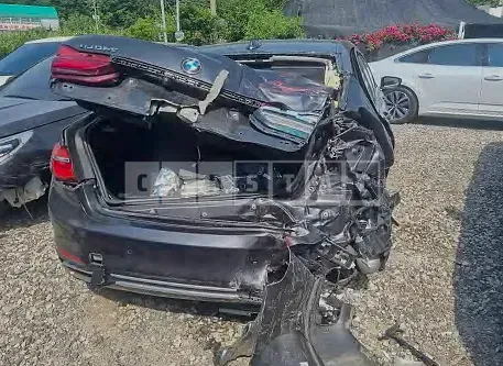 Photo 2 of 9: 2016 BMW 740Ld xDrive, VIN WBA7G8108GG678176 — Korean insurance auction