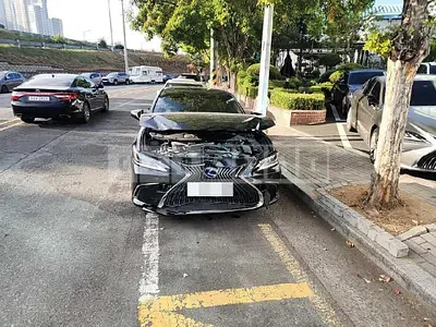 Photo 1 of 24: 2021 Lexus ES300h — Korean insurance auction