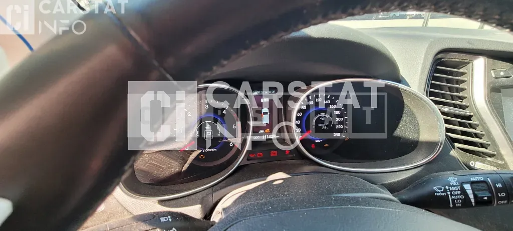 Photo 2 of 6: 2014 Hyundai Santa Fe 2.2 (4WD) — Korean insurance auction