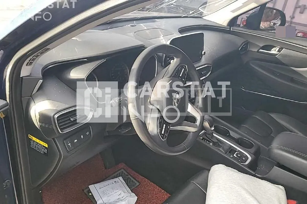 Photo 2 of 7: 2018 Hyundai Santa Fe, VIN KMHS381BBKU048278 — Korean insurance auction