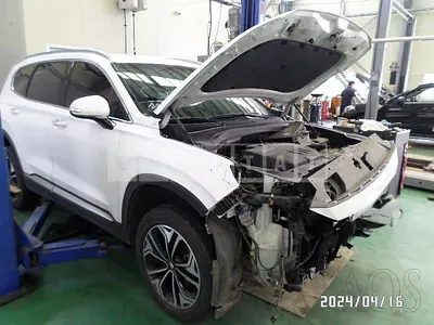 Photo 1 of 50: 2019 Hyundai Santa Fe — Korean insurance auction