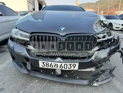 2021 BMW 523D