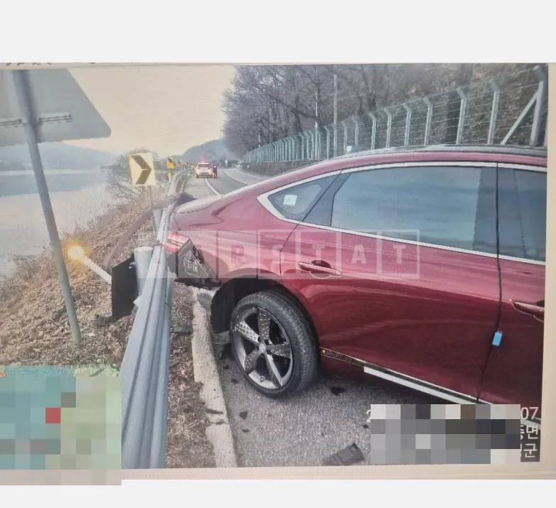 Photo 2 of 4: 2025 Genesis G80 2.5T AWD — Korean insurance auction