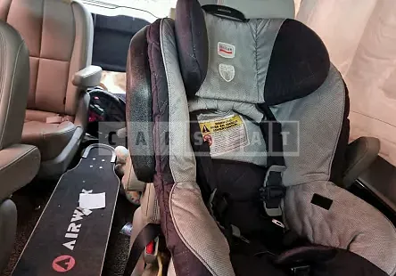 Photo 2 of 13: 2016 Kia Carnival, VIN KNAME81ABGS121784 — Korean insurance auction