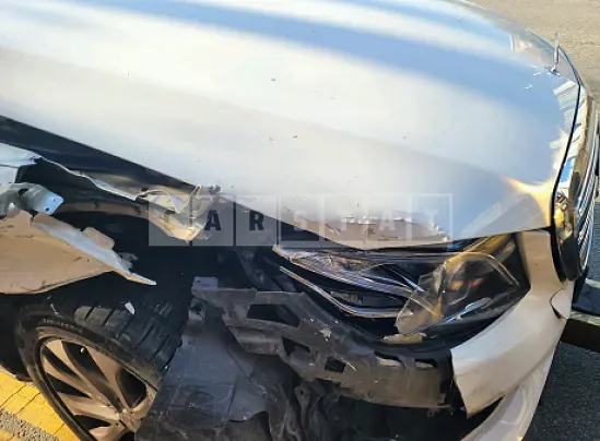 Photo 2 of 7: 2020 Mercedes-Benz E 300 4Matic — Korean insurance auction