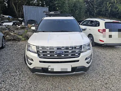 Photo 1 of 14: 2017 Ford Explorer 2.3 AWD — Korean insurance auction