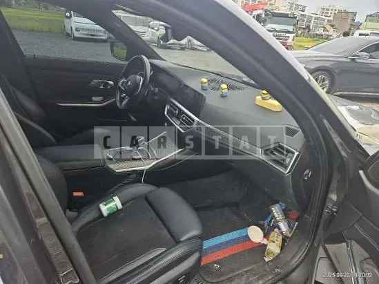 Photo 2 of 24: 2021 BMW 320d, VIN WBA5V5106MFK70675 — Korean insurance auction