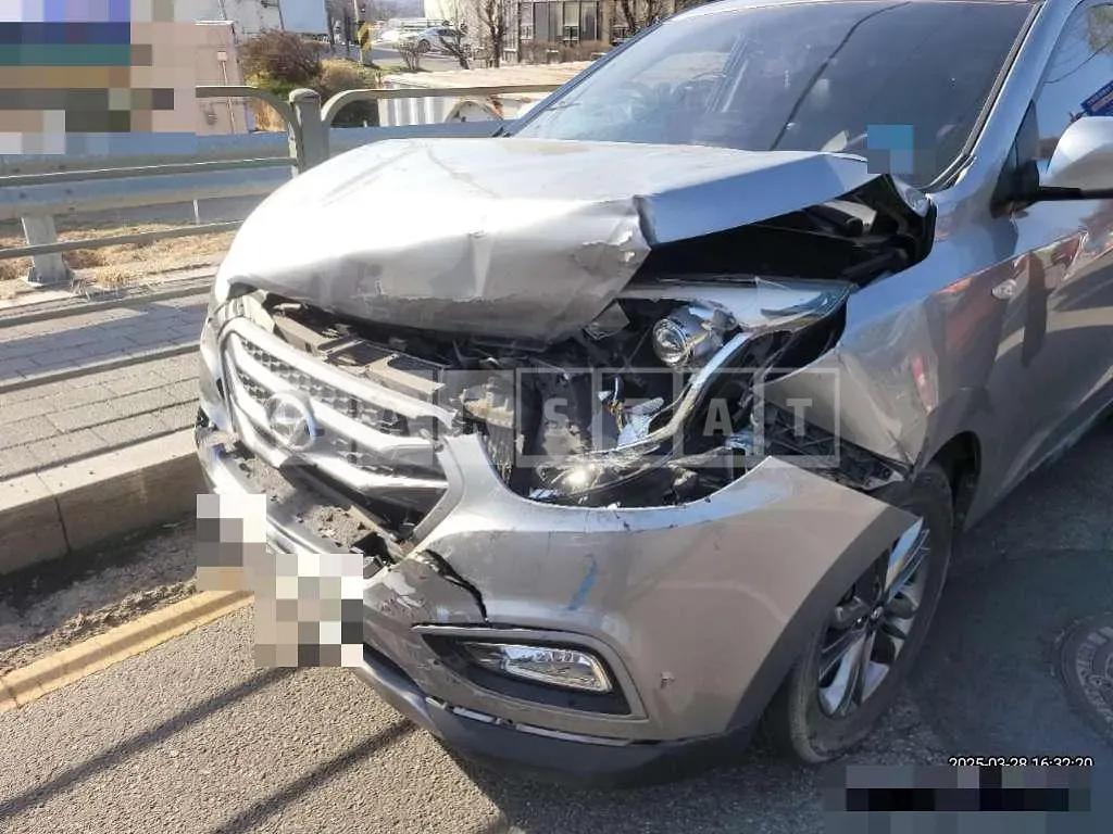Photo 2 of 8: 2015 Hyundai Tucson ix 4WD — Korean insurance auction